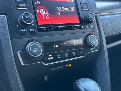 Used 2019 Honda Civic Sport image 29