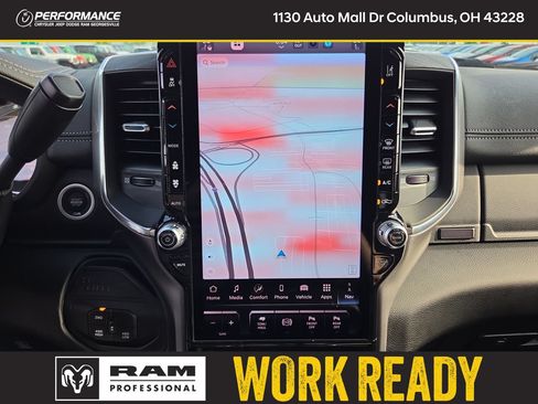 New 2026 RAM 2500 Laramie AWD/4WD image 27