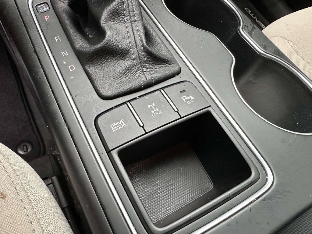 Used 2018 Kia Sorento AWD image 22