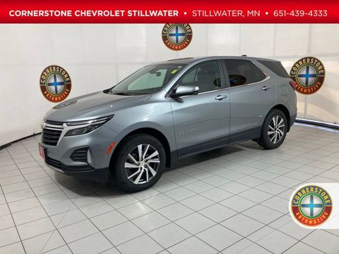 Used 2024 Chevrolet Equinox LT AWD/4WD image 1