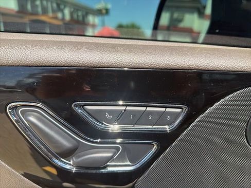 Used 2024 Lincoln Aviator Reserve w/ Equipment Group 201A AWD/4WD image 9