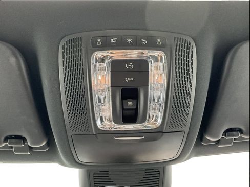 Used 2021 Mercedes-Benz GLE 350 w/ AMG Line Exterior image 43
