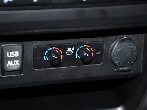 Used 2018 Toyota 4Runner Limited w/ Convenience Package AWD/4WD image 30