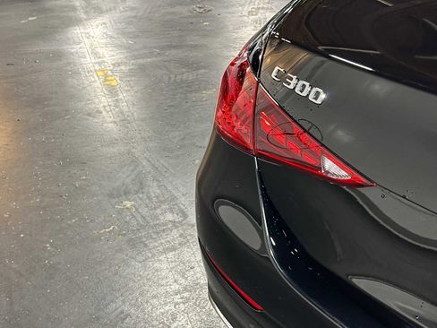 Used 2025 Mercedes-Benz C 300 4MATIC Sedan image 14