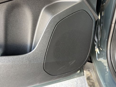 New 2025 Chevrolet Trax LT w/ LT Convenience Package image 11