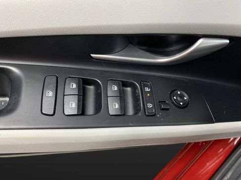 New 2026 Hyundai Elantra Limited image 28