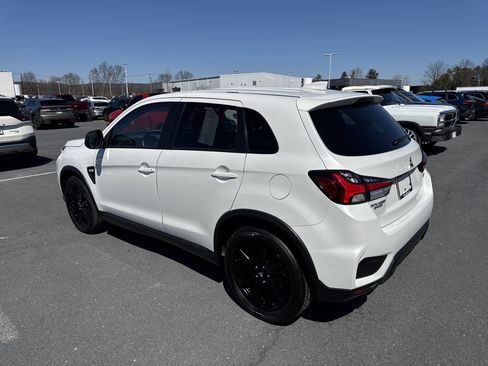 Used 2021 Mitsubishi Outlander Sport ES image 6