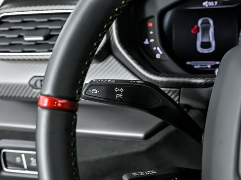 Used 2023 Lamborghini Urus Performante AWD/4WD image 31