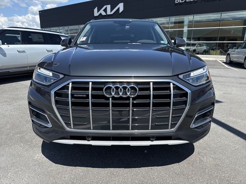 Used 2023 Audi Q5 2.0T Premium w/ Convenience Package AWD/4WD image 9