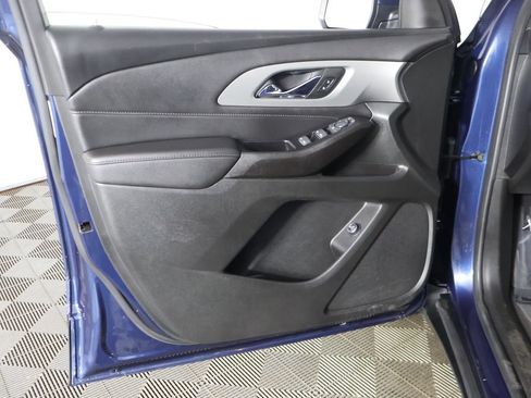 Used 2023 Chevrolet Traverse LT AWD/4WD image 22