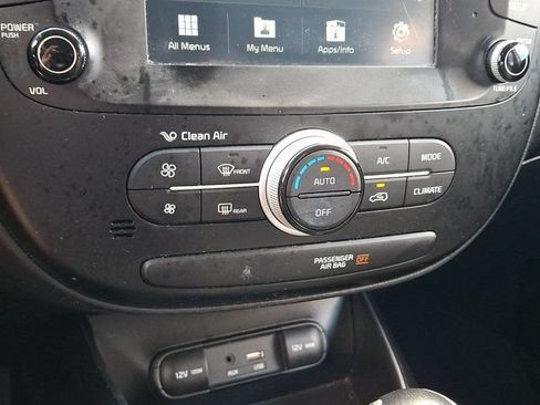 Used 2019 Kia Soul + FWD image 19