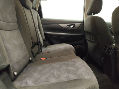 Used 2015 Nissan Rogue S AWD/4WD image 19