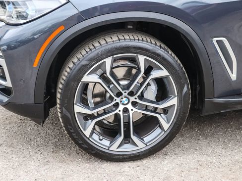 Used 2021 BMW X5 sDrive40i w/ Executive Package 3 image 8