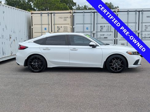 Used 2023 Honda Civic Sport Touring image 3