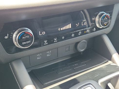 New 2026 Mitsubishi Outlander SE FWD image 31
