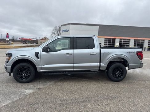 New 2026 Ford F150 XLT w/ Equipment Group 302A MID image 8