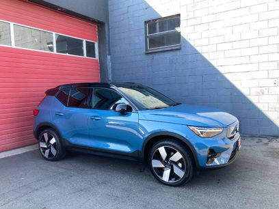 Used 2023 Volvo XC40 Recharge Ultimate w/ Protection Package Premier