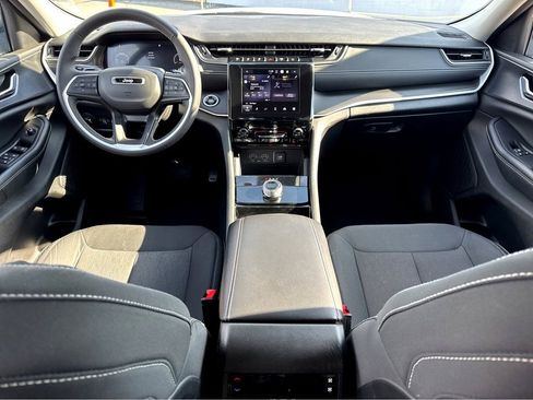 Certified 2023 Jeep Grand Cherokee L Laredo image 14