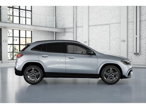 New 2026 Mercedes-Benz GLA 250 4MATIC image 2