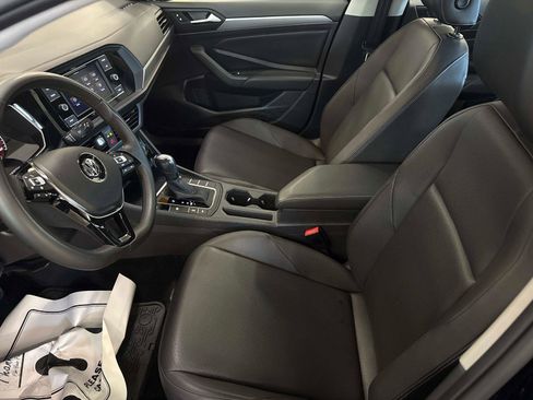 Used 2020 Volkswagen Jetta SE image 20