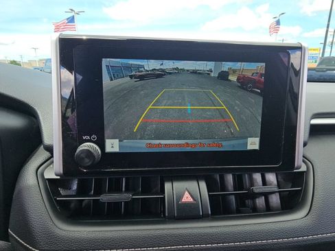 Certified 2025 Toyota RAV4 XLE AWD/4WD image 17