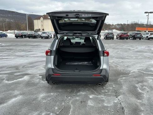 New 2025 Toyota RAV4 XLE w/ Convenience Package image 6