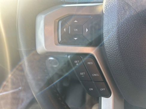 Used 2019 Ford F250 Lariat w/ Lariat Ultimate Package image 12