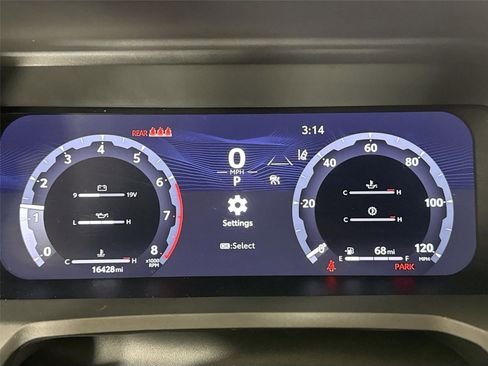 Used 2024 Toyota Tacoma TRD Off-Road image 21