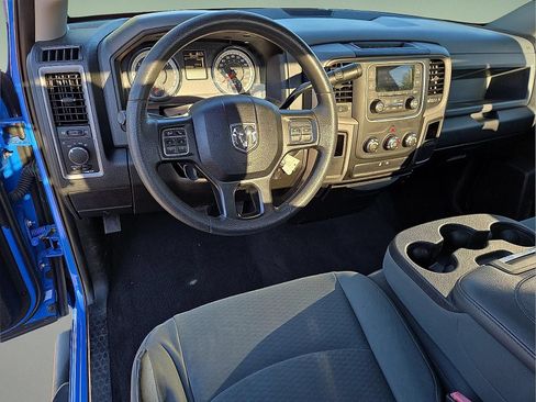 Used 2018 RAM 2500 Tradesman w/ Chrome Appearance Group RWD image 10