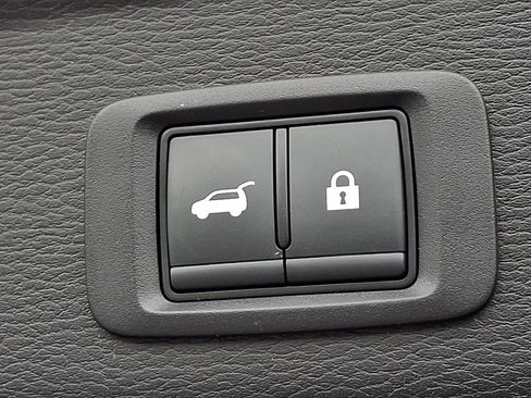 Used 2025 Mitsubishi Outlander SE FWD image 28