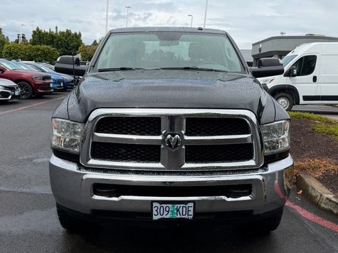 Used 2017 RAM 2500 Tradesman w/ Chrome Appearance Group AWD/4WD image 3