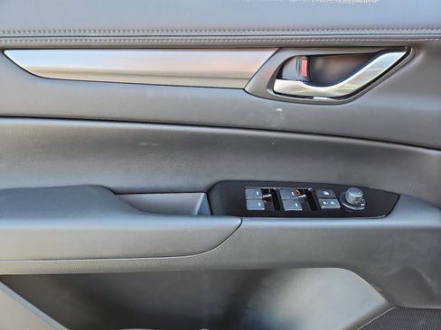 Used 2025 MAZDA CX-5 AWD 2.5 S w/ Preferred Package image 12