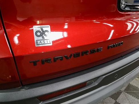 Used 2026 Chevrolet Traverse Z71 w/ LPO, Floor Liner Package AWD/4WD image 9