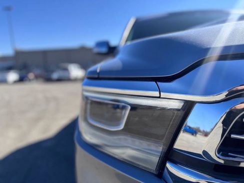Used 2022 RAM 1500 Laramie image 2