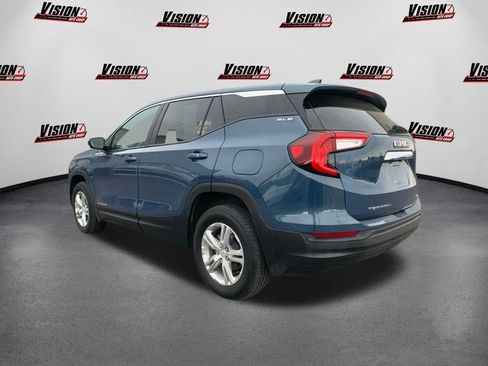 Used 2024 GMC Terrain SLE image 7
