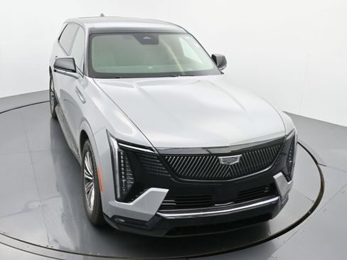 New 2026 Cadillac Escalade IQ Sport 1 w/ LPO, Floor Liner Package image 30