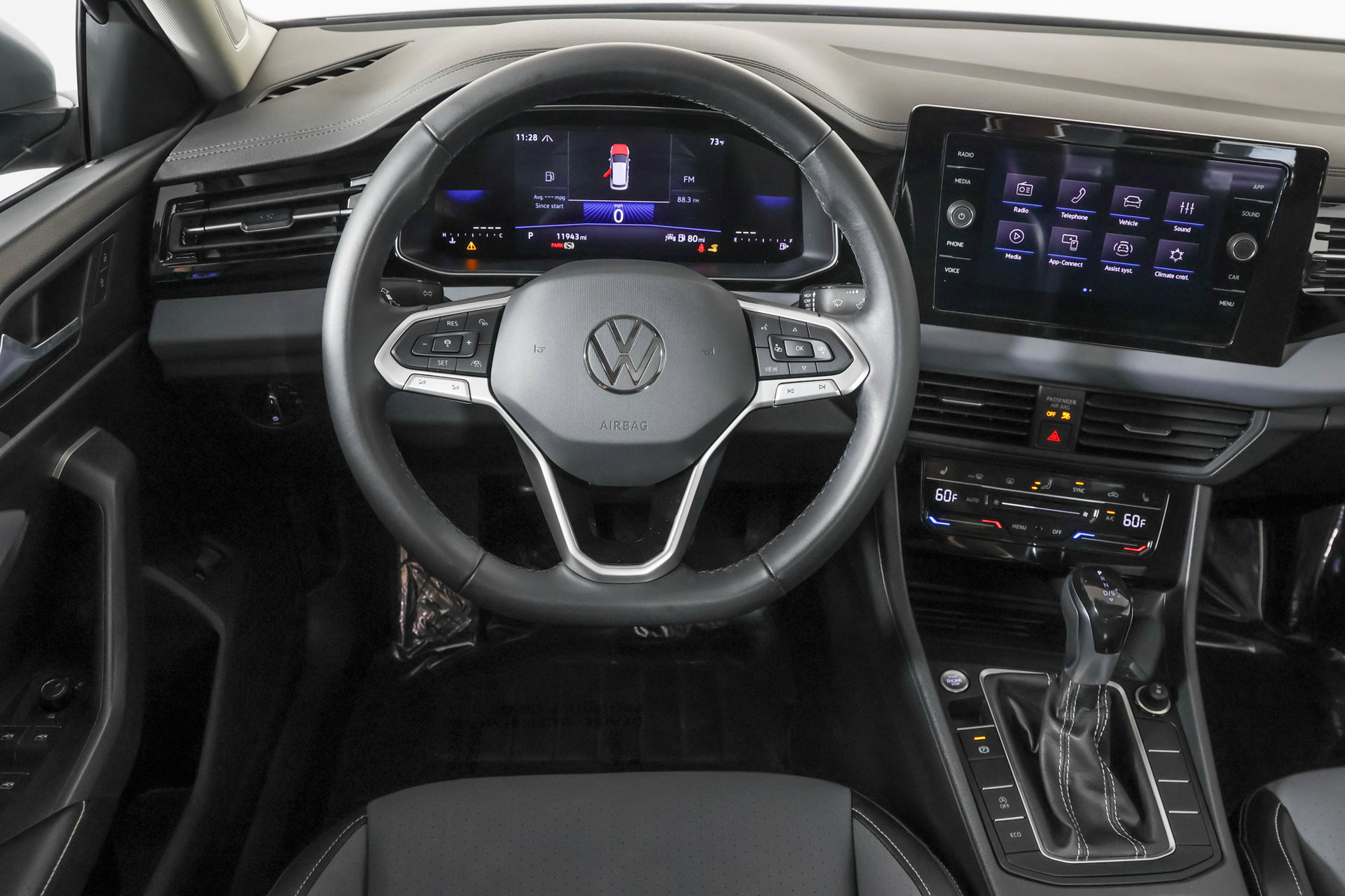 Used 2026 Volkswagen Jetta SE w/ Black Wheel Package FWD image 35
