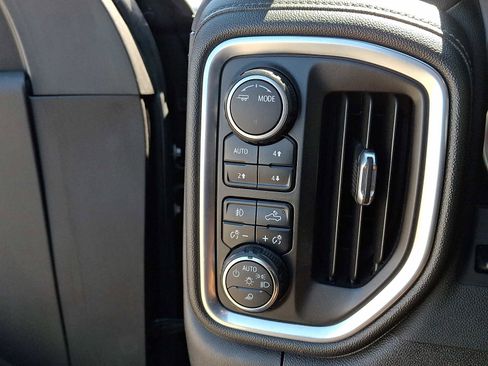 Used 2022 Chevrolet Silverado 1500 High Country w/ Technology Package AWD/4WD image 25