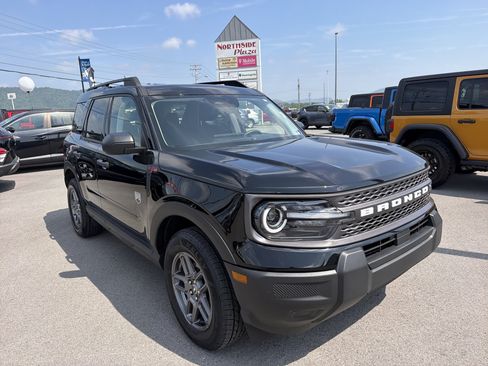 Used 2025 Ford Bronco Sport Big Bend AWD/4WD image 3
