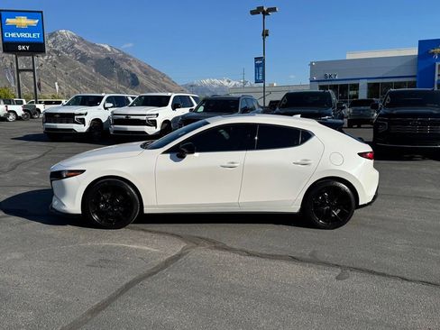 Used 2024 MAZDA MAZDA3 Hatchback w/Premium Plus Pkg AWD/4WD image 9