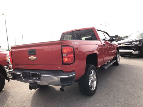Used 2015 Chevrolet Silverado 2500 LT w/ Z71 Package, Off-Road image 5