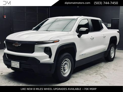 Used 2024 Chevrolet Silverado EV W/T AWD/4WD image 1