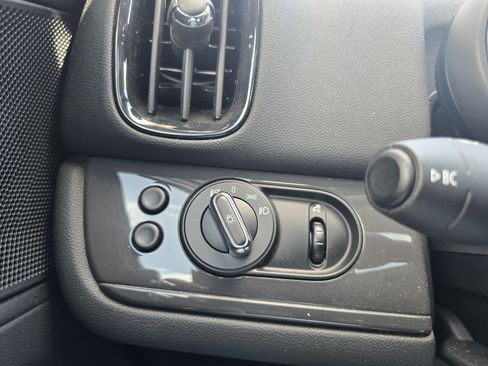 Used 2017 MINI Cooper Countryman image 16