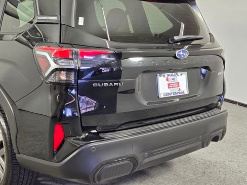 Used 2025 Subaru Forester Touring AWD/4WD image 7