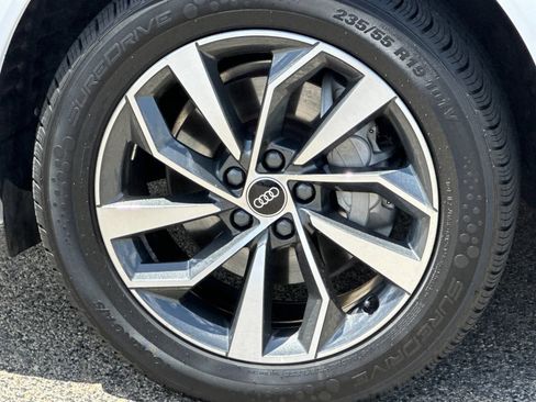 Used 2023 Audi Q5 2.0T Premium Plus AWD/4WD image 39