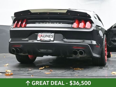 Used 2017 Ford Mustang GT Premium w/ GT Performance Package image 71
