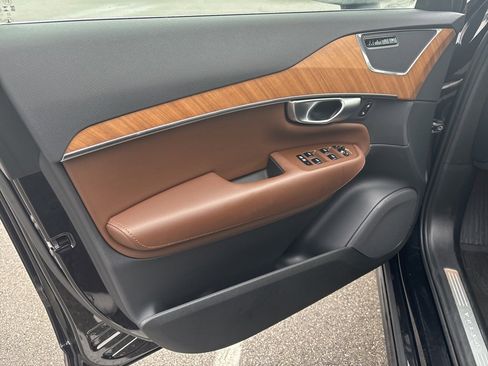 Used 2024 Volvo XC90 B6 Plus w/ Protection Package image 12