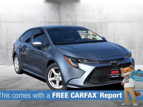 Used 2022 Toyota Corolla LE image 2