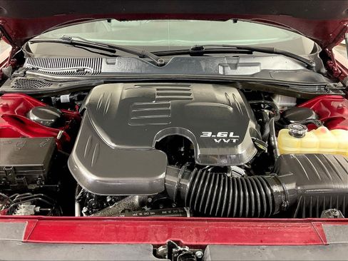Used 2019 Dodge Challenger SXT w/ Plus Package AWD/4WD image 29