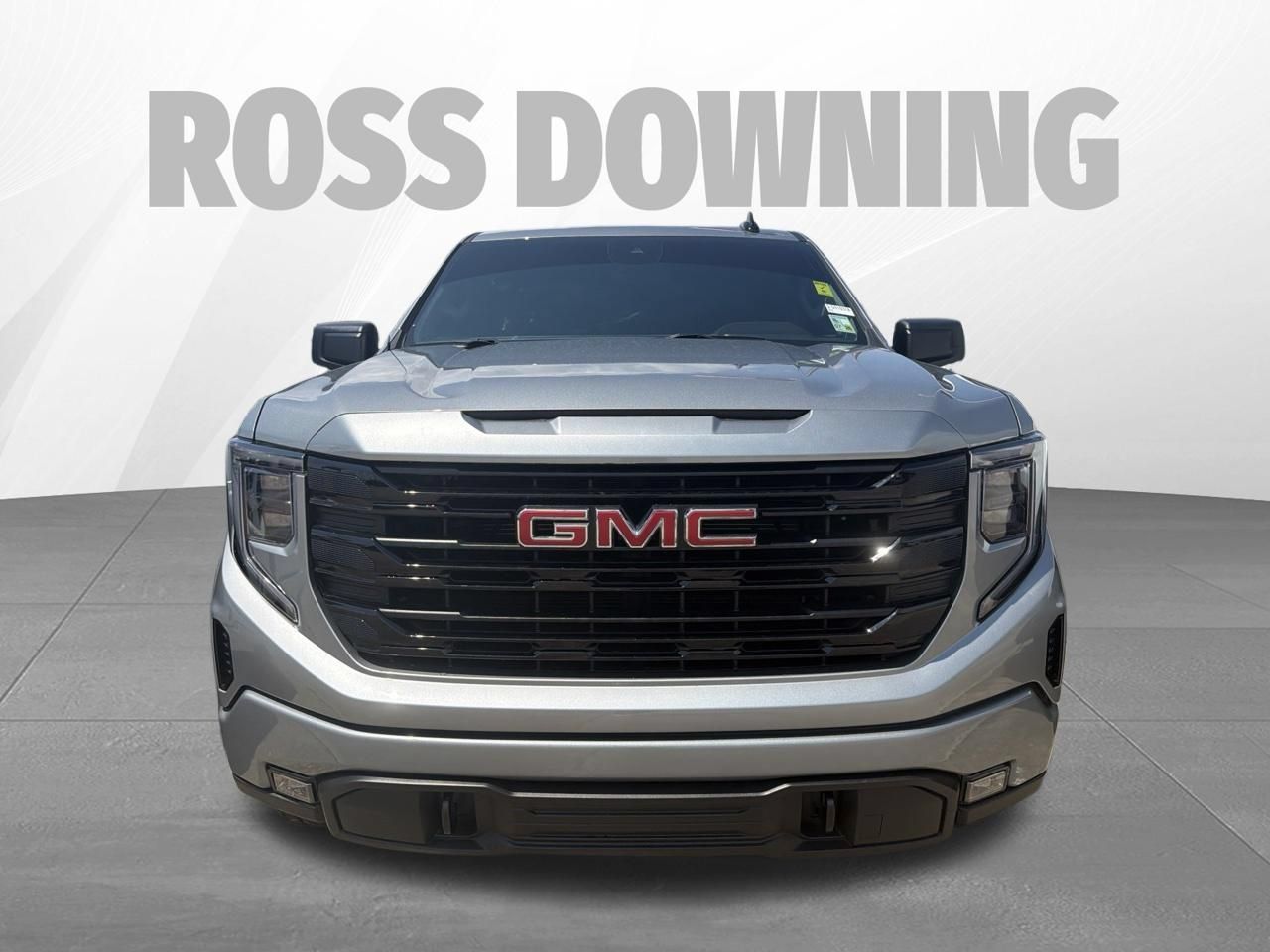 Used 2025 GMC Sierra 1500 Elevation AWD/4WD image 2